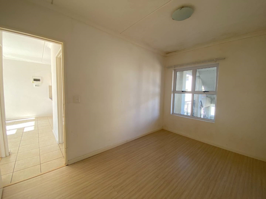 2 Bedroom Property for Sale in Muizenberg Western Cape